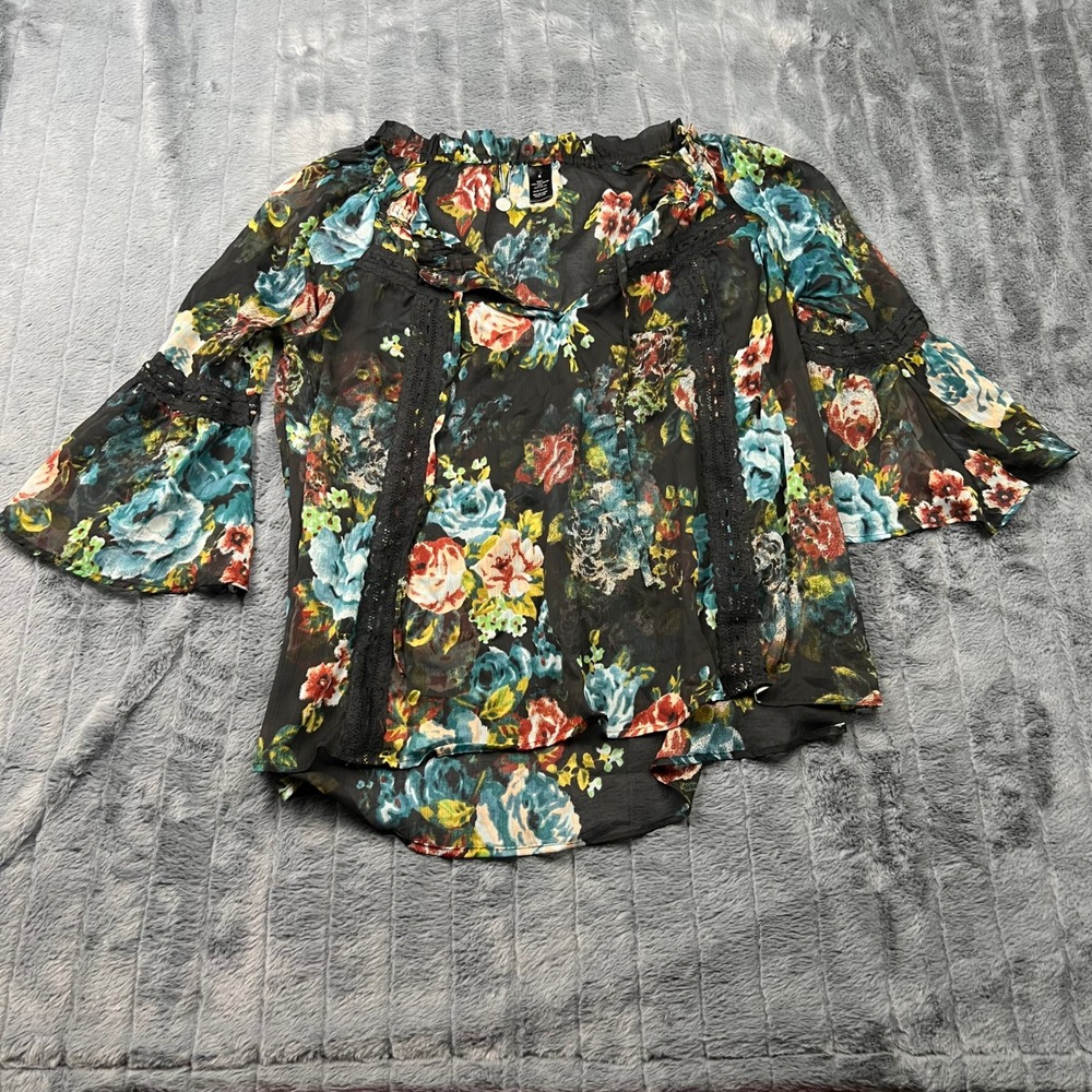 BKE Boutique Floral Chiffon Peasant Top Black Lace Bell Sleeve Small 12442